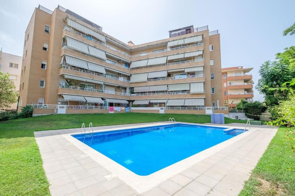 Apartamento En Complejo Residencial, Con Piscina. Salou Kültér fotó
